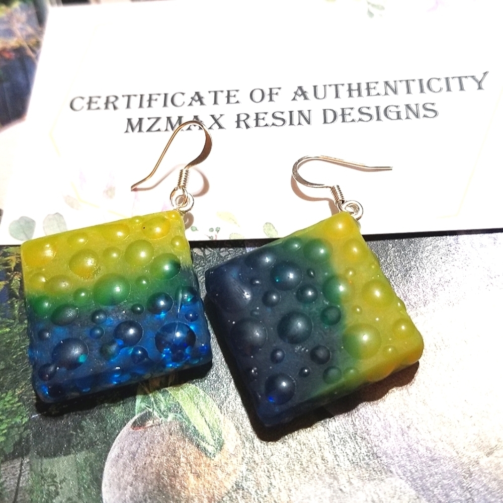 RAINDROP EFFECT MzMax Resin Designs Earrings - Picture 7 of 8